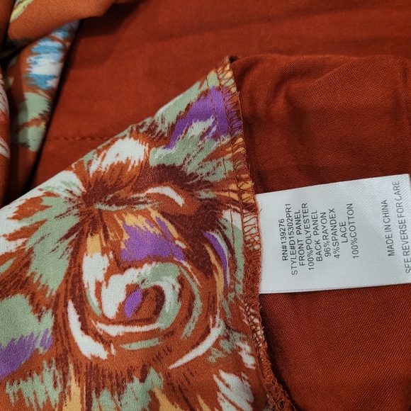 NWT Daniel Rainn Floral Blouse - Picture 4 of 4